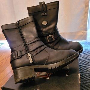 Women's Harley-Davidson leather boots
